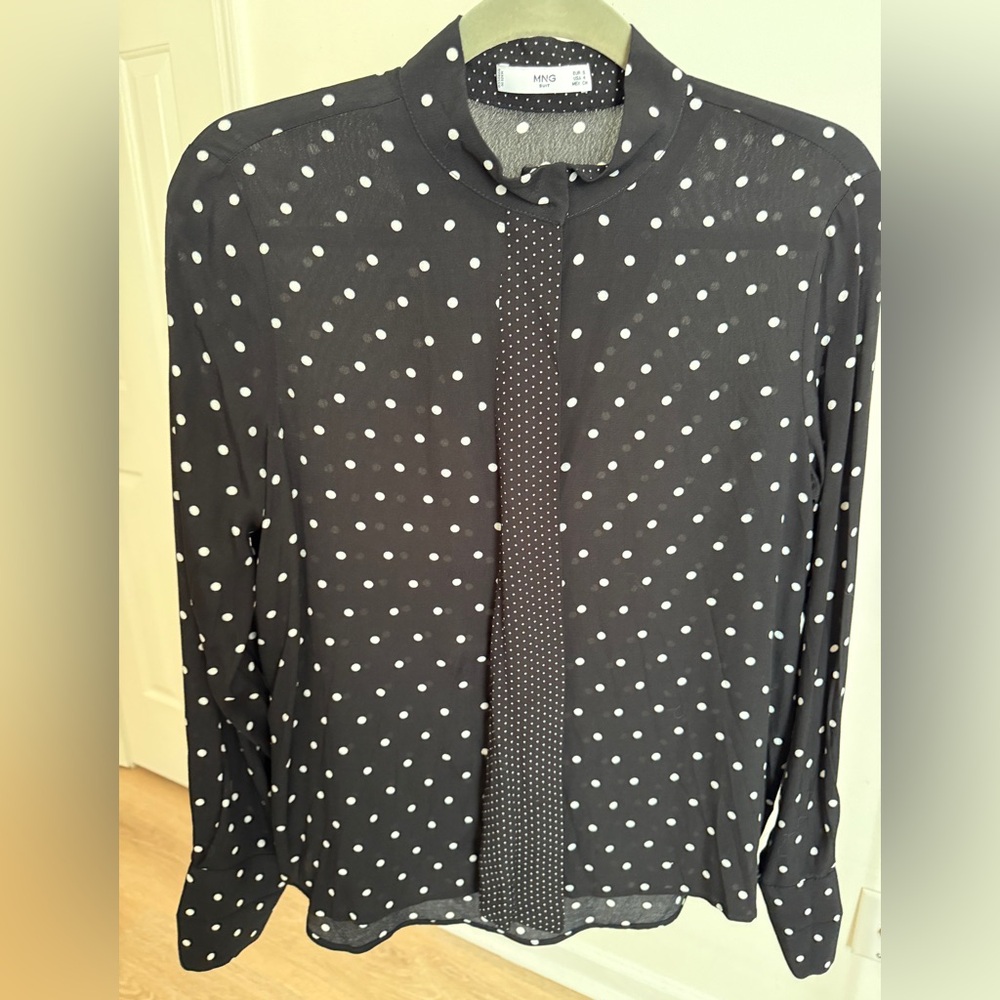 Mng Suit Women’s Blouse Size 4 Black With White Polka Dot